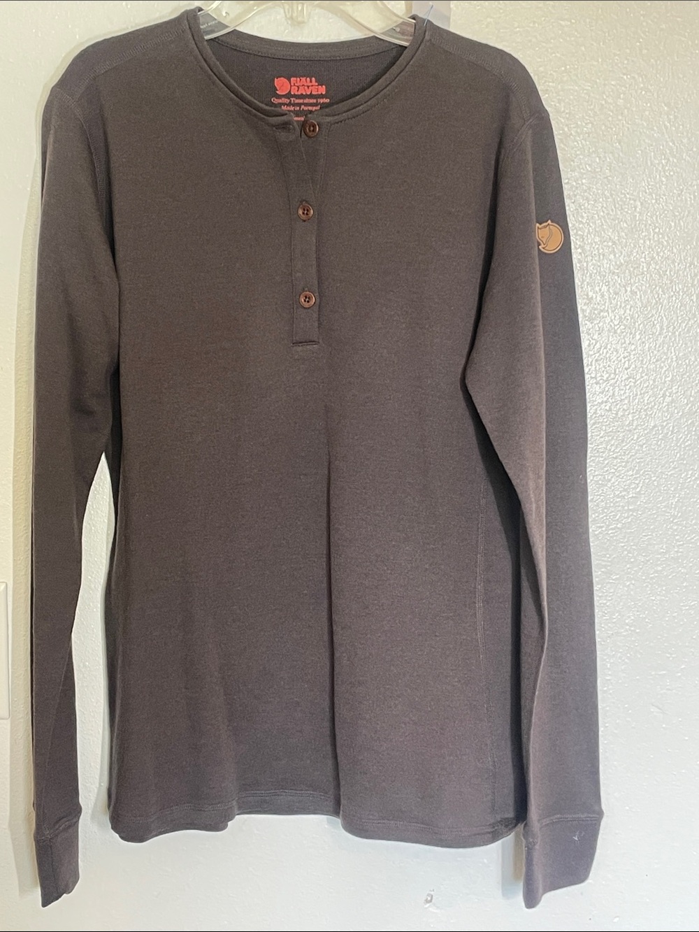 Fjallraven Women's Long Sleeve Henley in Dark Brown